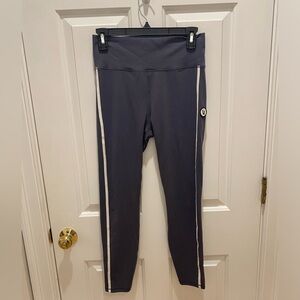 Vuori Women’s Azure Track Legging Sz M